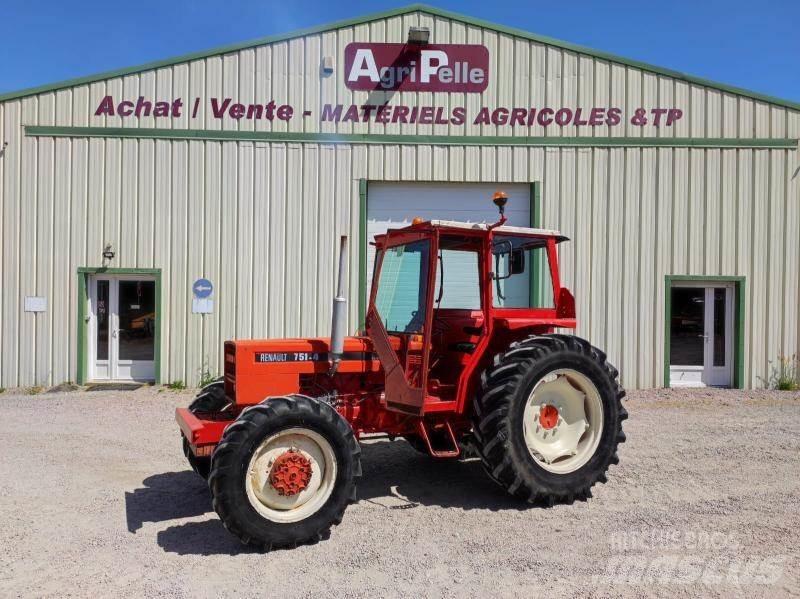 Renault 751-4 Tractors