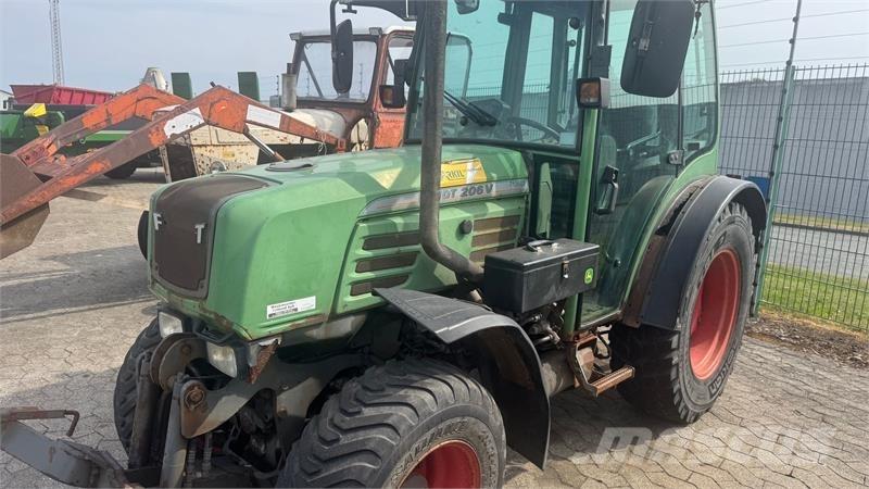 Fendt 206 V Tractors