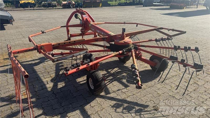 Kuhn GA300GM Rakes and tedders