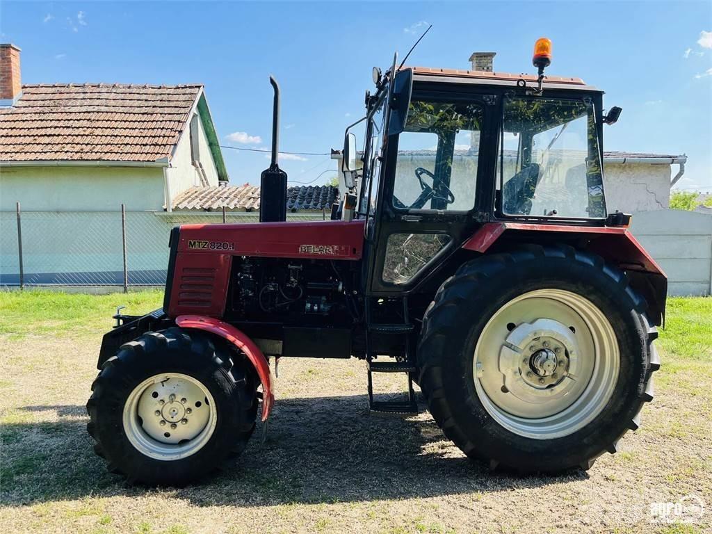 MTZ 820.1 Tractors