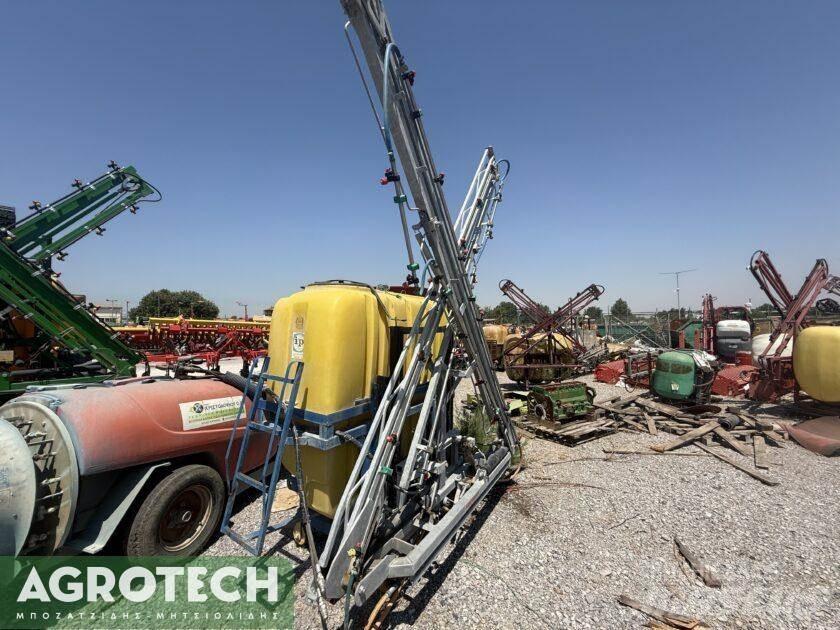  1000 λίτρα Tractors