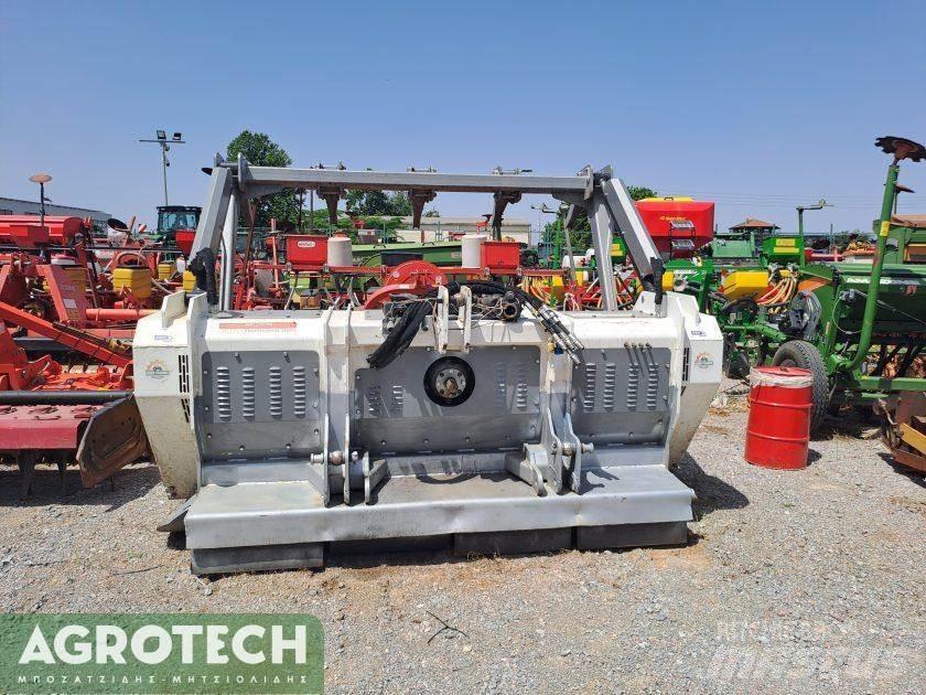  Black Grizzly Tractors