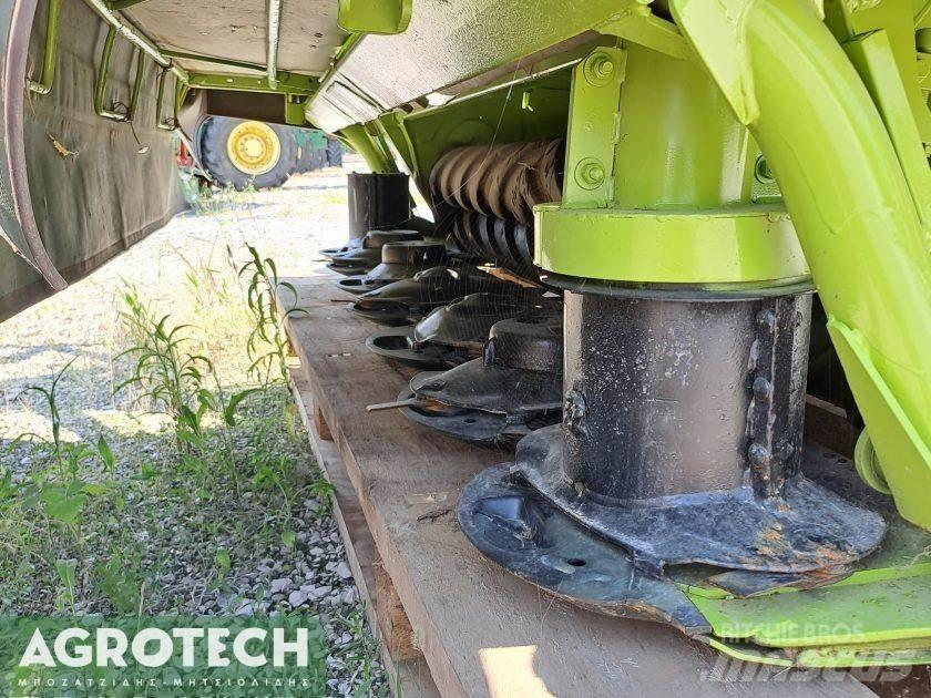 CLAAS 3100 FRC Tractors