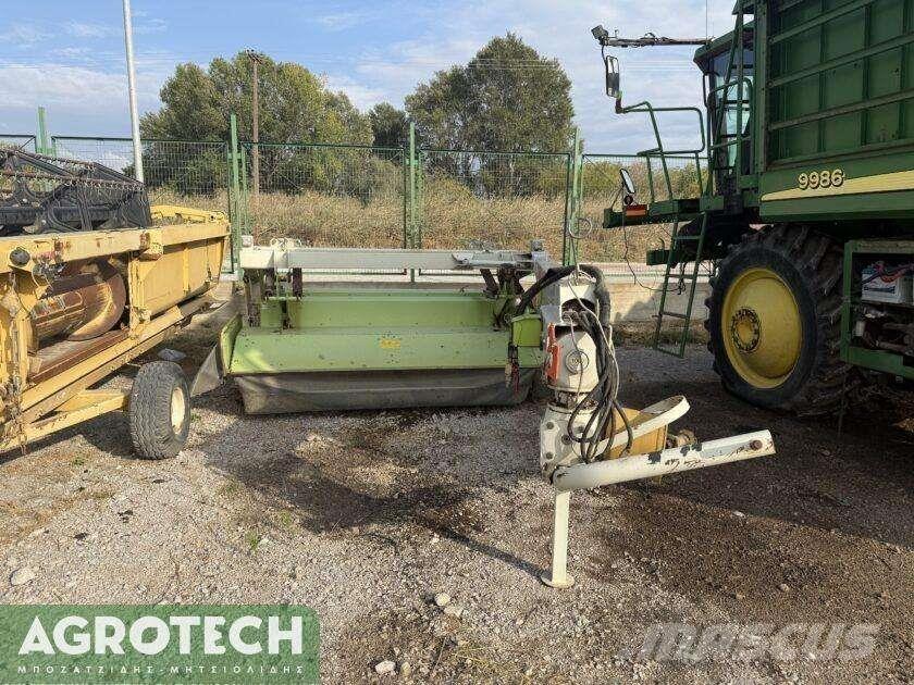 CLAAS DISCO 3050 TRC Tractors