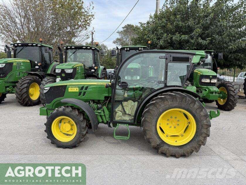 John Deere 5090 GL Tractors