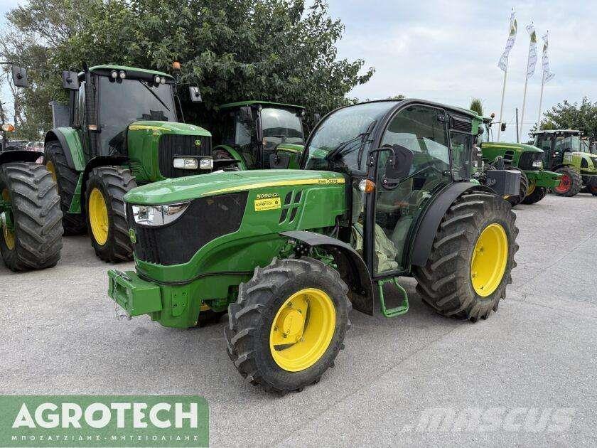 John Deere 5090 GL Tractors