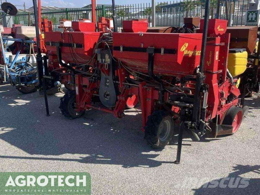 MaterMacc MS 8000 Tractors