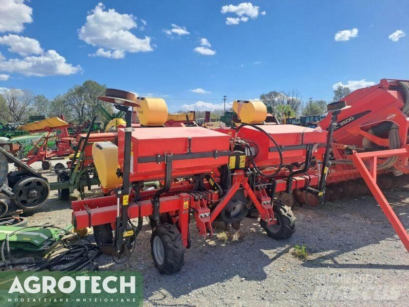 MaterMacc MS 8200 Tractors