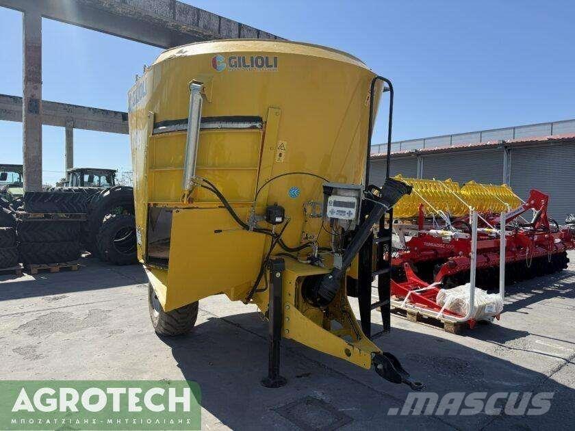 Mikj 11 Tractors