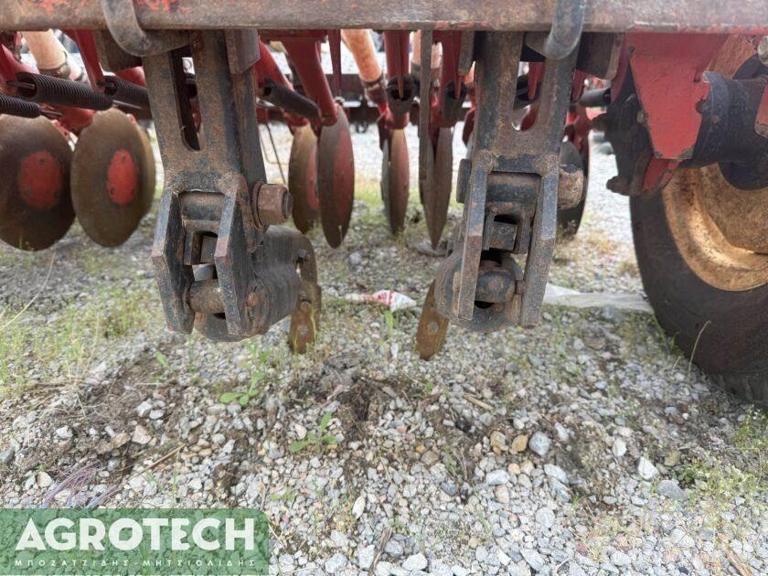  Sola 300/25 Tractors