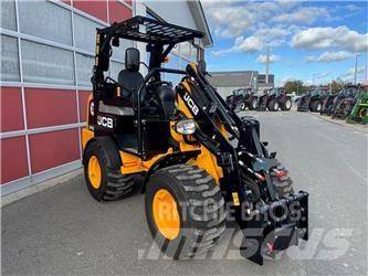 JCB 403 AGRI Mini Loader