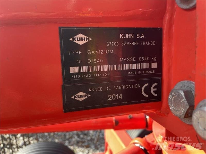 Kuhn GA4121GM Rakes and tedders