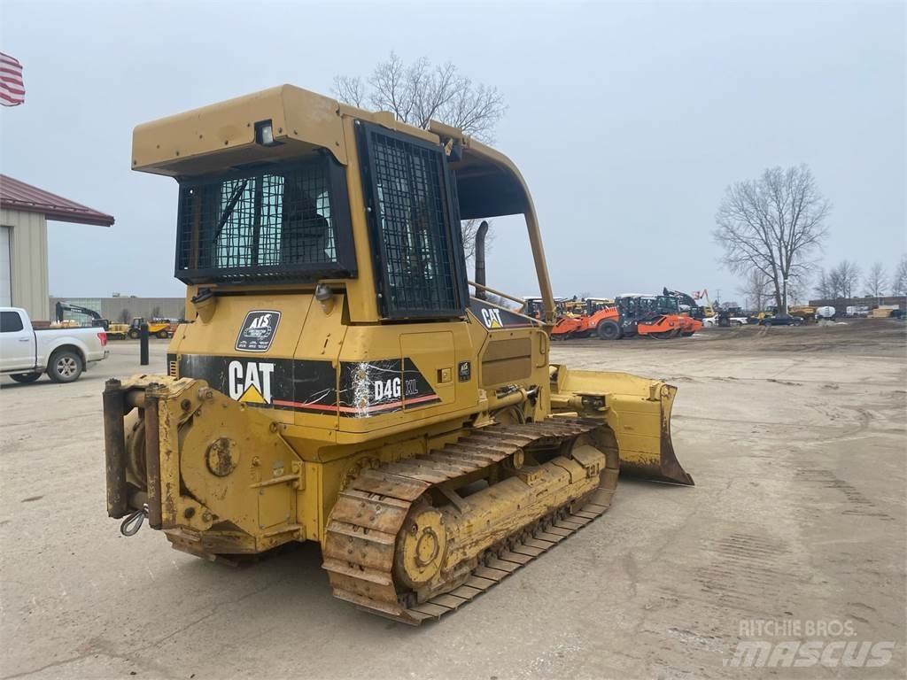 CAT D4G XL Crawler dozers