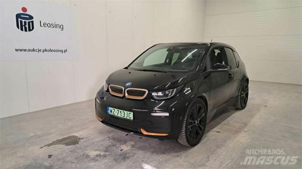 BMW i3 Automobiles / SUVS