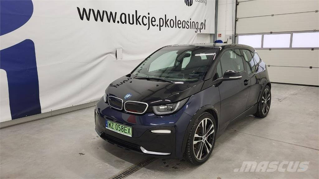 BMW i3 Automobiles / SUVS