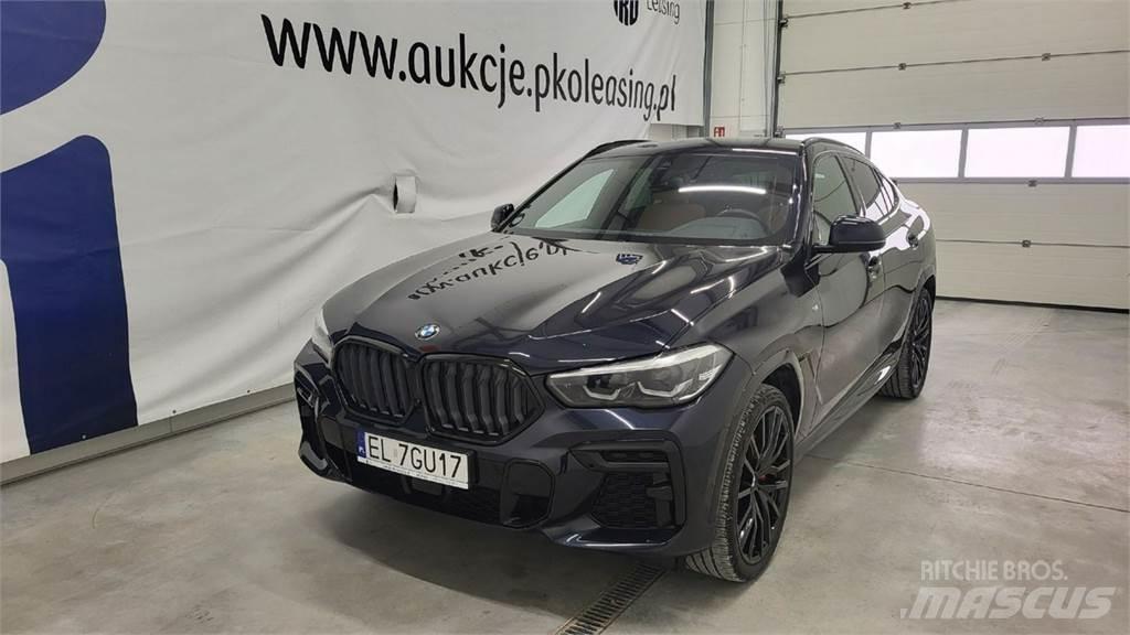 BMW X6 Automobiles / SUVS