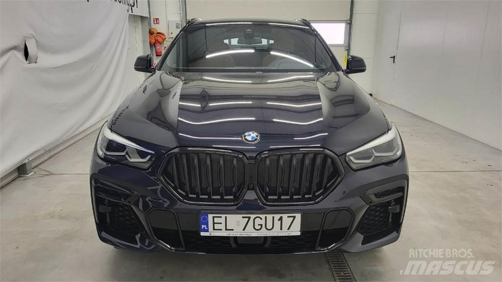 BMW X6 Automobiles / SUVS