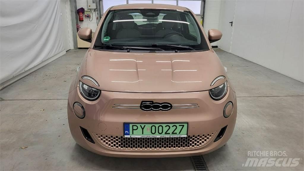 Fiat 500 Automobiles / SUVS