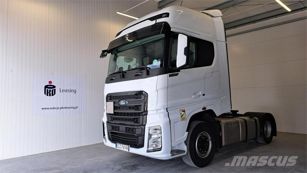 Ford F-MAX Conventional Trucks / Tractor Trucks