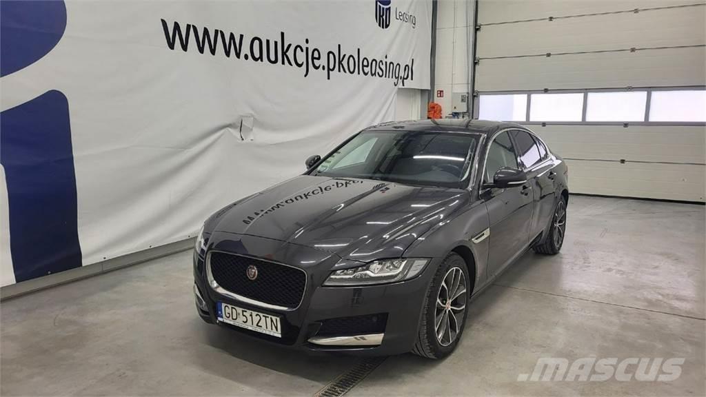Jaguar XF Automobiles / SUVS