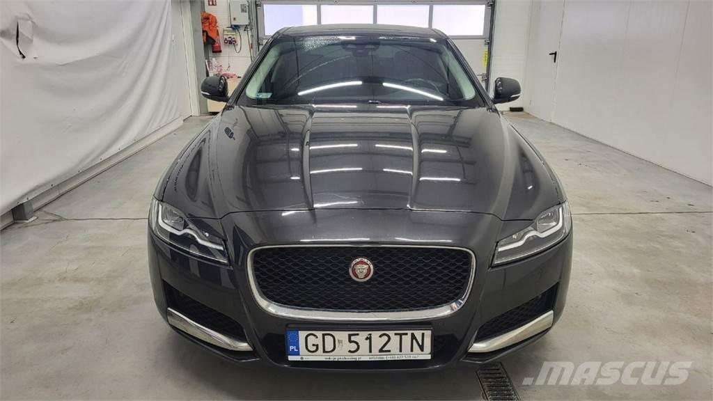Jaguar XF Automobiles / SUVS
