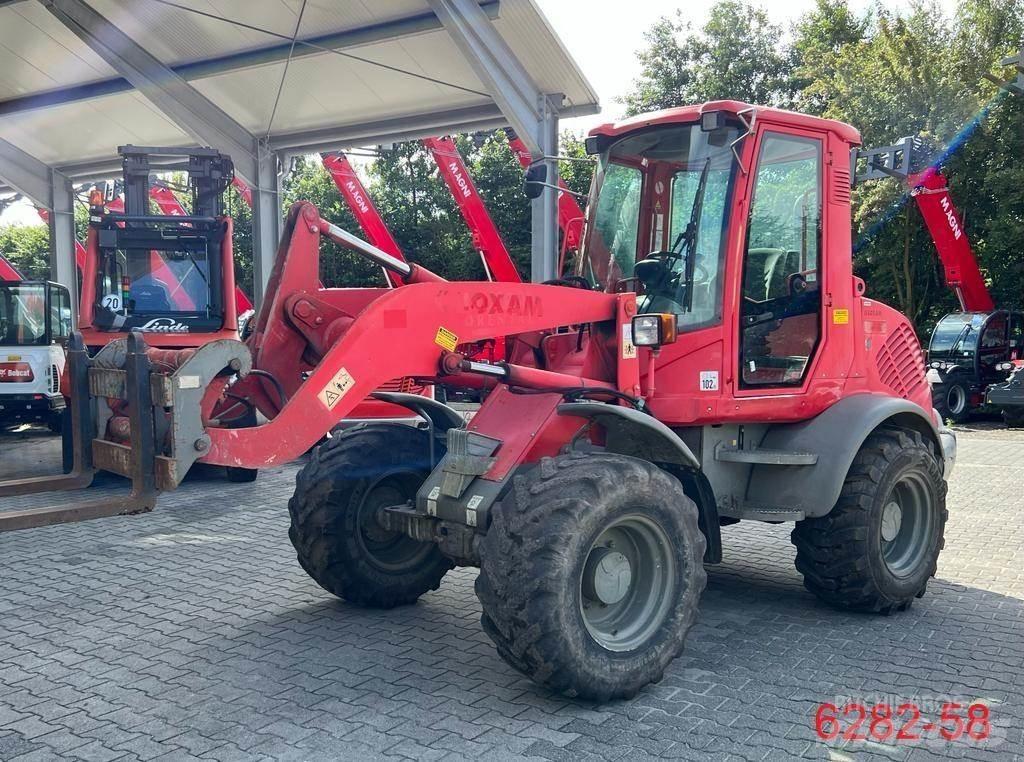 Atlas AR 80 Wheel Loaders