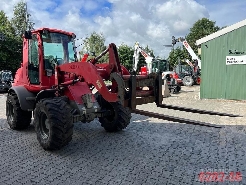 Atlas AR 80 Wheel Loaders