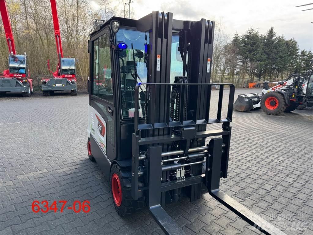 Bobcat B 35 X - 7 Plus Electric Forklifts