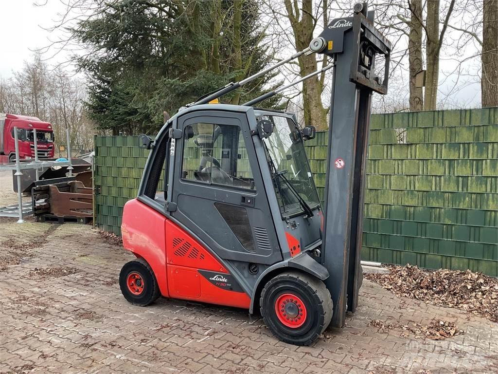 Linde H 30 D 02 EVO Diesel Forklifts