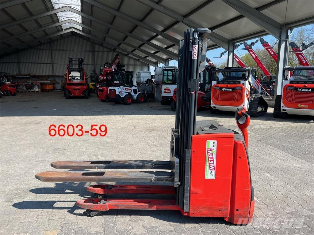 Linde L 16 i Pedestrian stacker