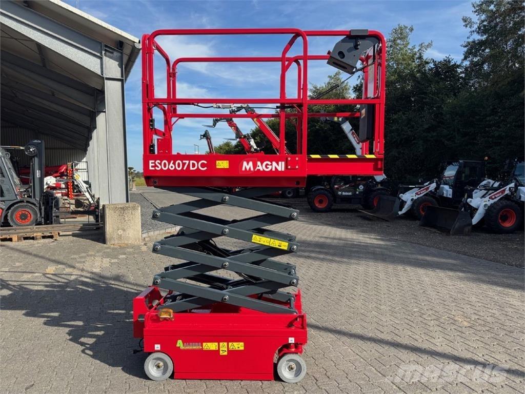 Magni ES 0607 DC Scissor Lifts