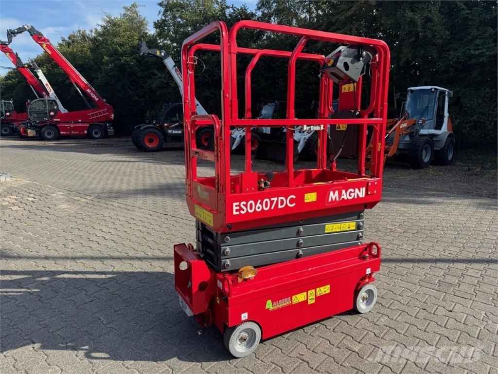 Magni ES 0607 DC Scissor Lifts