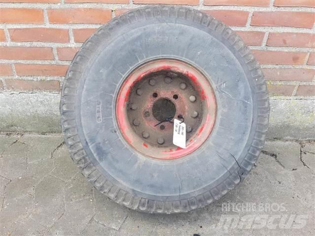  10 7.50-10 Tires, wheels and rims