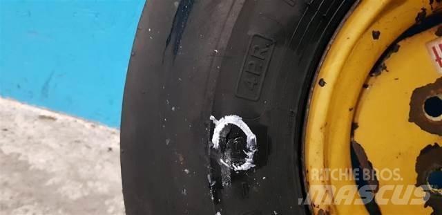  12 7.00-12 Tires, wheels and rims