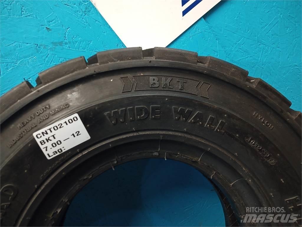  12 7.00-12 Tires, wheels and rims