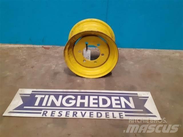  12'' 7.00x12 Tires, wheels and rims