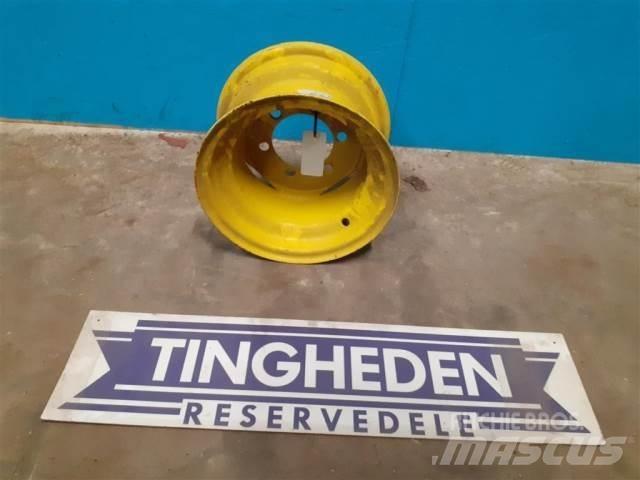  12'' 7.00x12 Tires, wheels and rims