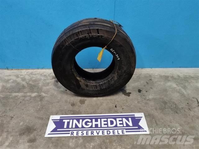  14 11L-14 Tires, wheels and rims