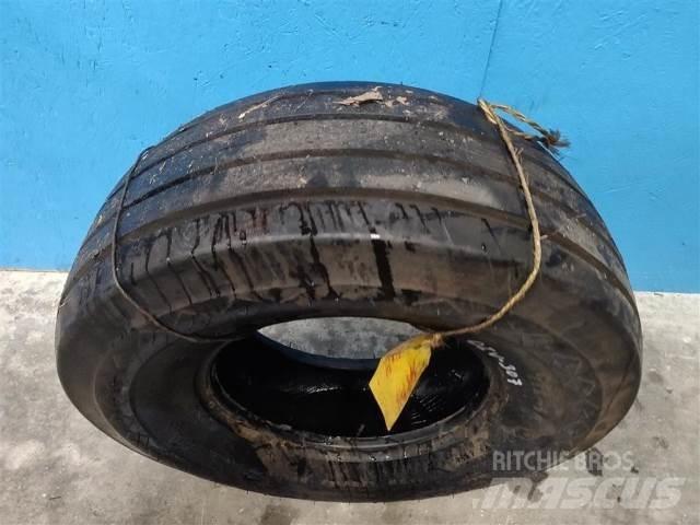  14 11L-14 Tires, wheels and rims