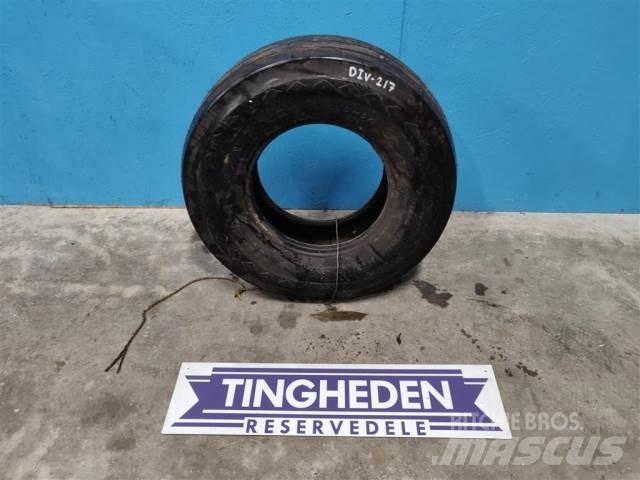  14 11L-14 Tires, wheels and rims