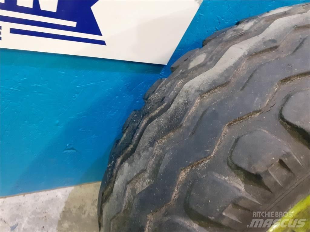  15 11.5/80-15 Tires, wheels and rims