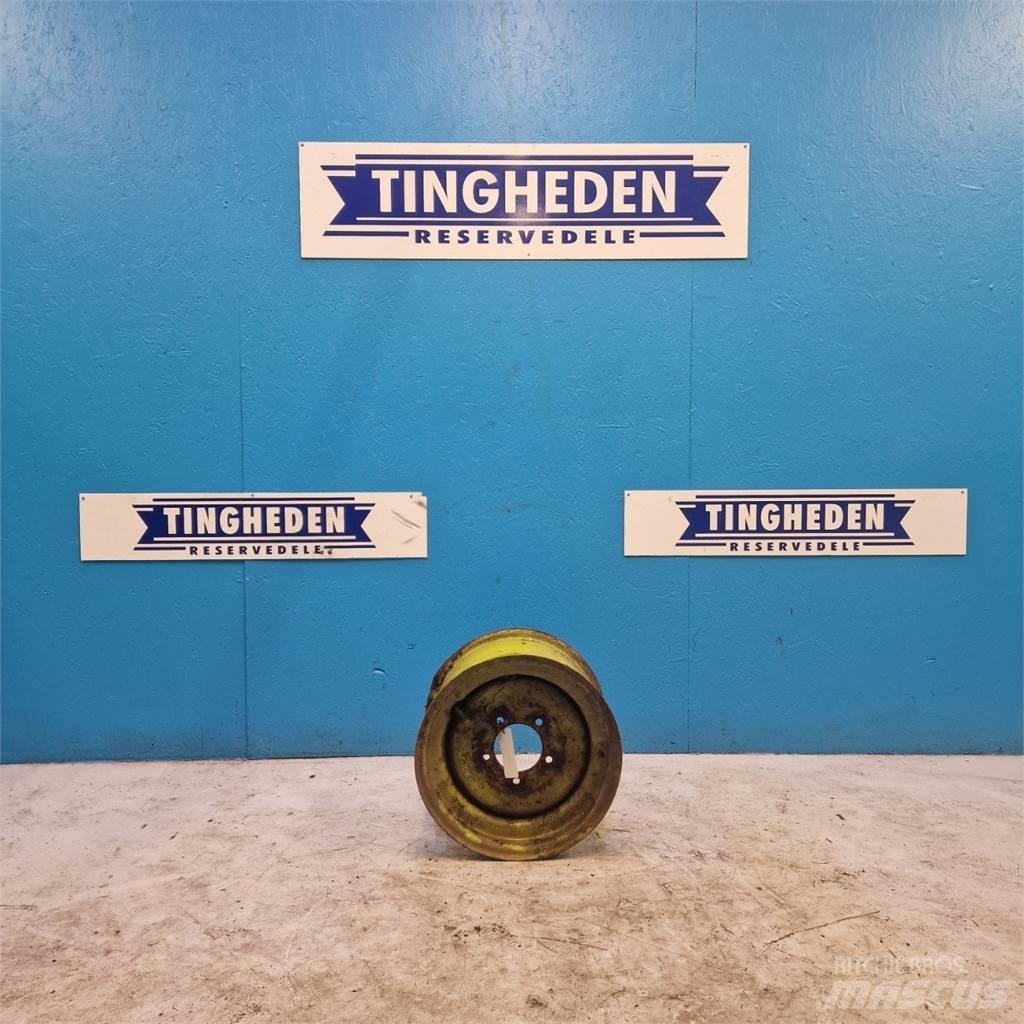  15 900x15 Tires, wheels and rims