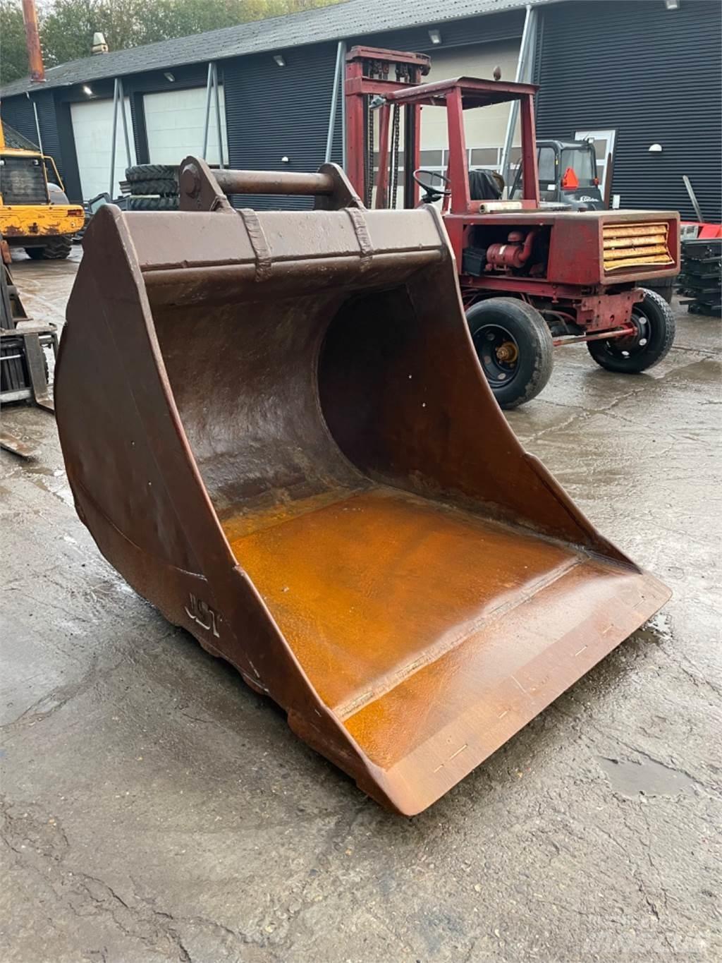 1500mm Buckets