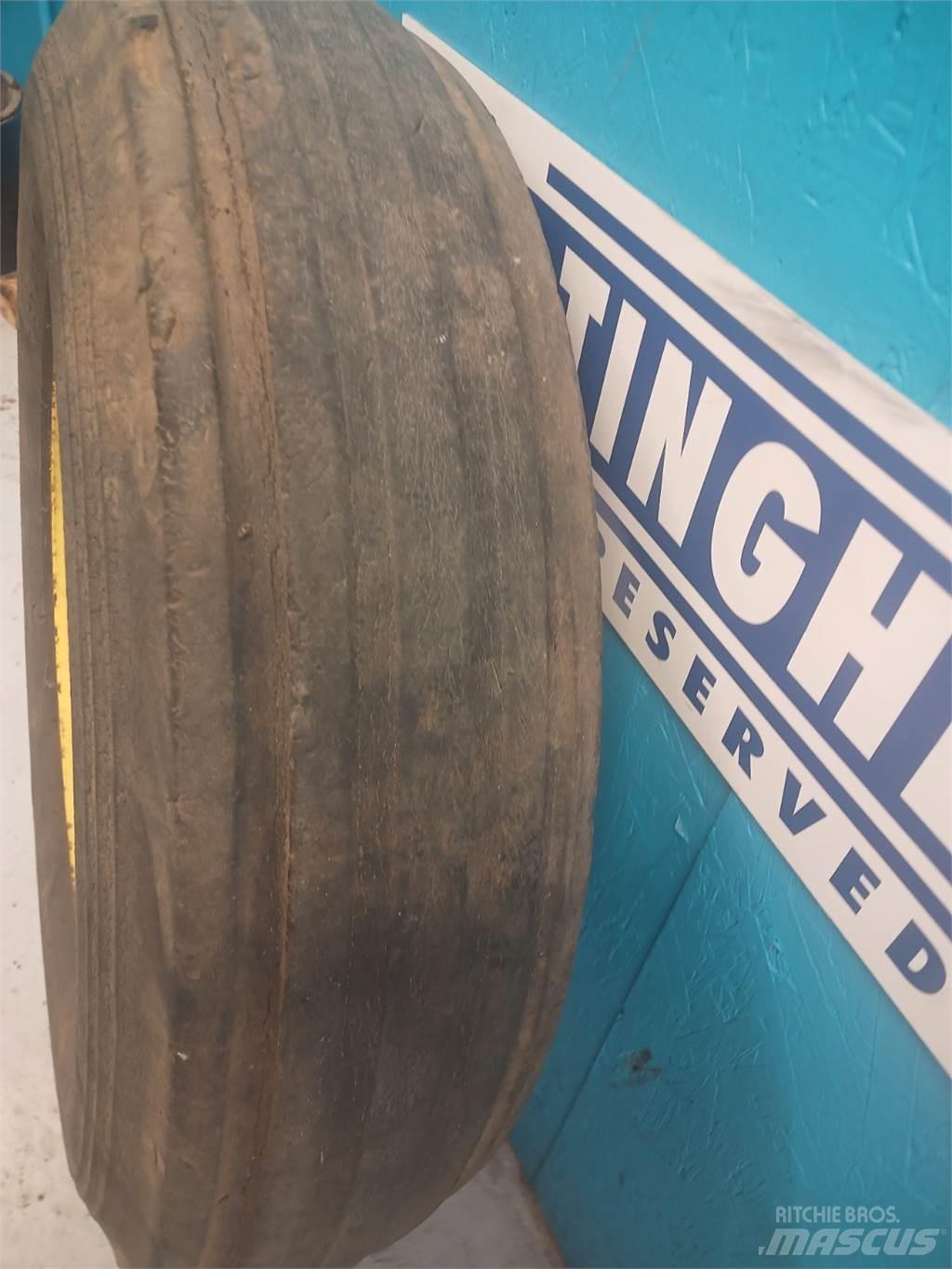  16 7.50-16 Tires, wheels and rims
