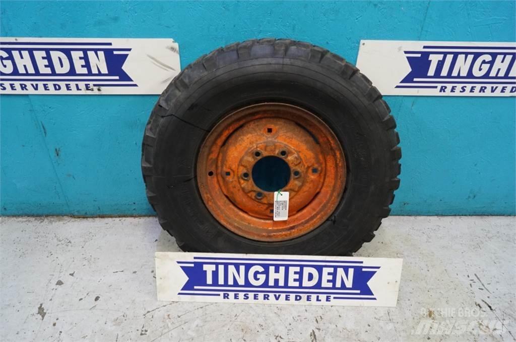  16 7.50R16 Tires, wheels and rims