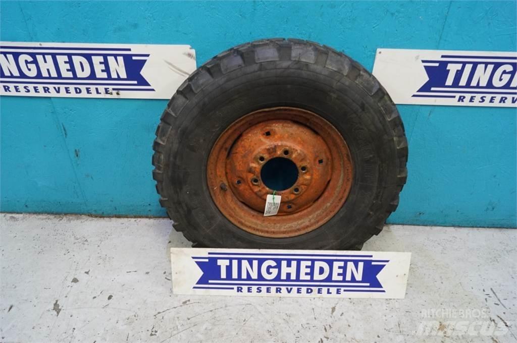  16 7.50R16 Tires, wheels and rims