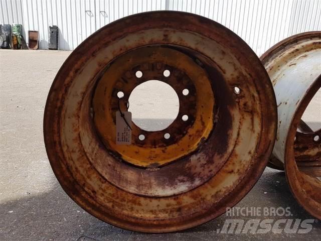  16 W10LX16 Tires, wheels and rims