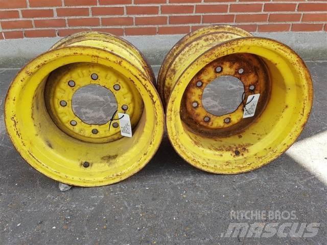  16 W10LX16 Tires, wheels and rims