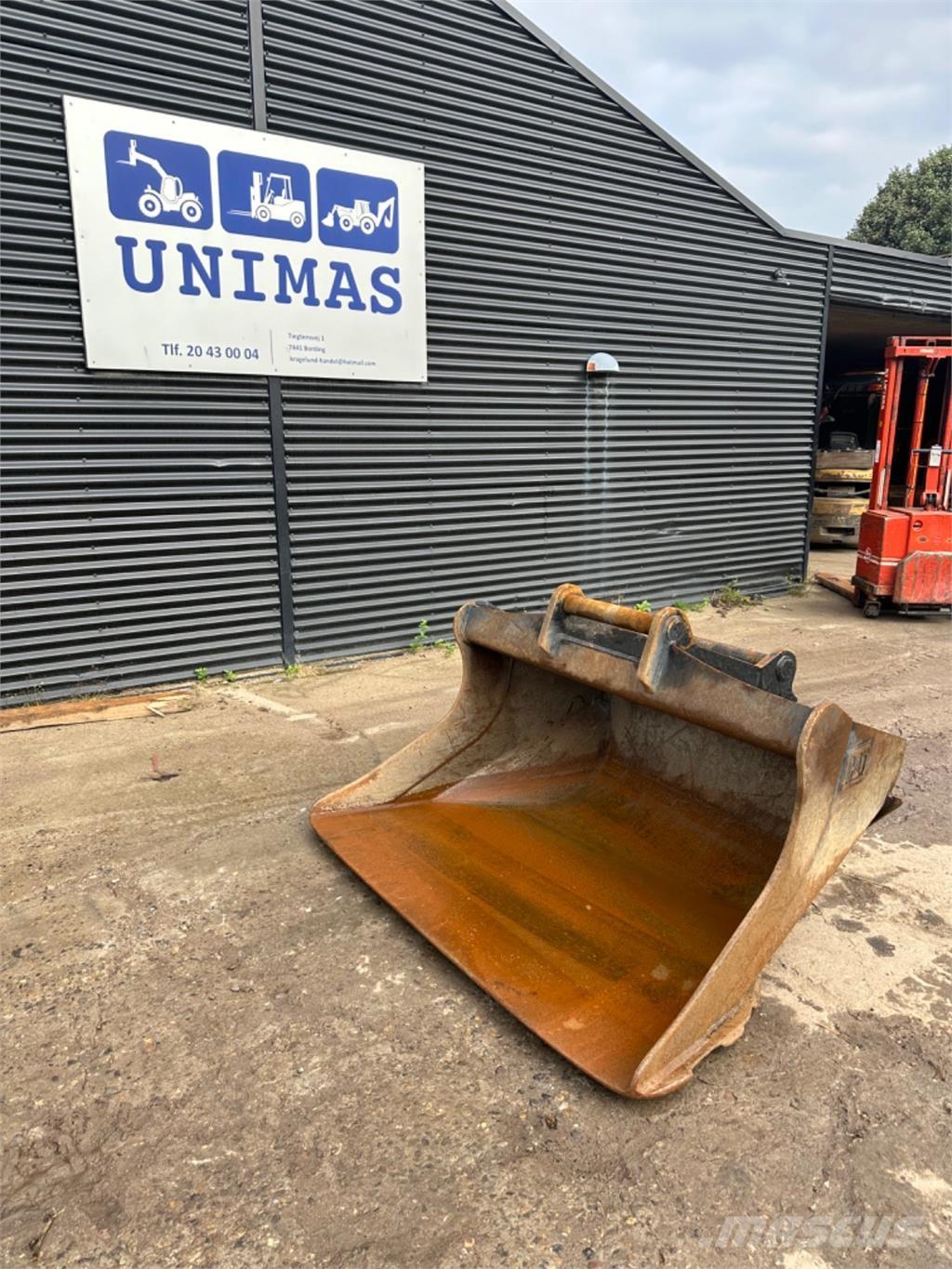 1750mm Buckets