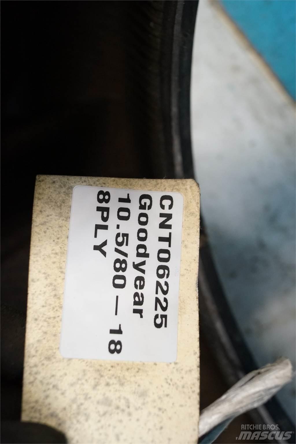  18 10.5/80-18 Tires, wheels and rims